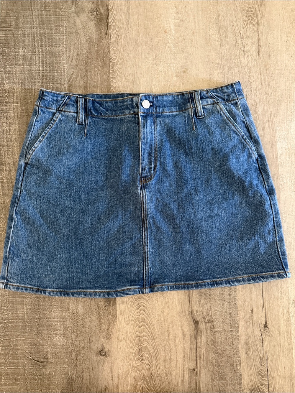 QUINCE Classic Blue Denim Mini Skirt - Women Sz 32